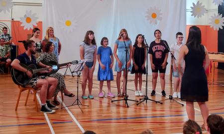 Zaključna prireditev OŠ Roje_arhiv OŠ Roje (5)